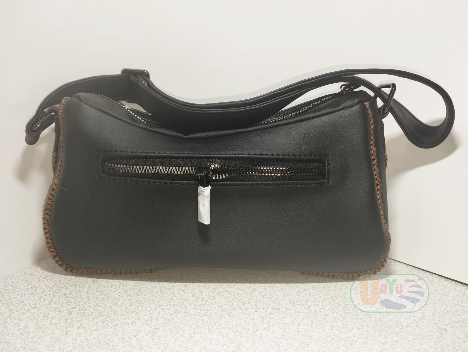 Bolso Negro - Vista trasera